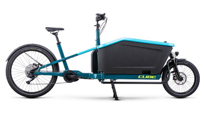 Esillä on sininen Cube Cargo Hybride 1000 -lastipyörä.