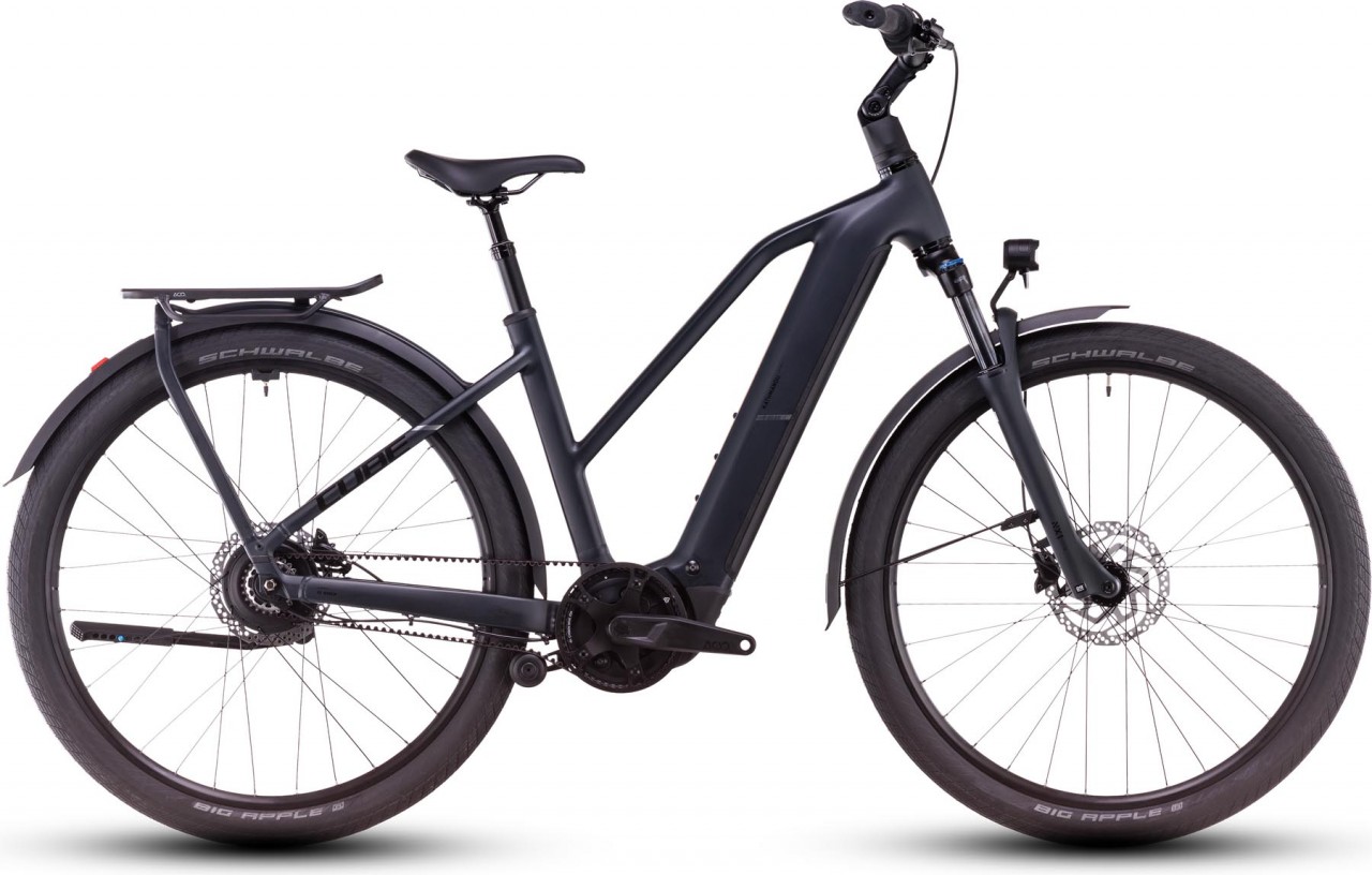 Cube Kathmandu Hybrid Comfort Pro 800 night n chrome 2025 - Sähköpyörä Trekking Pyörä Naiset