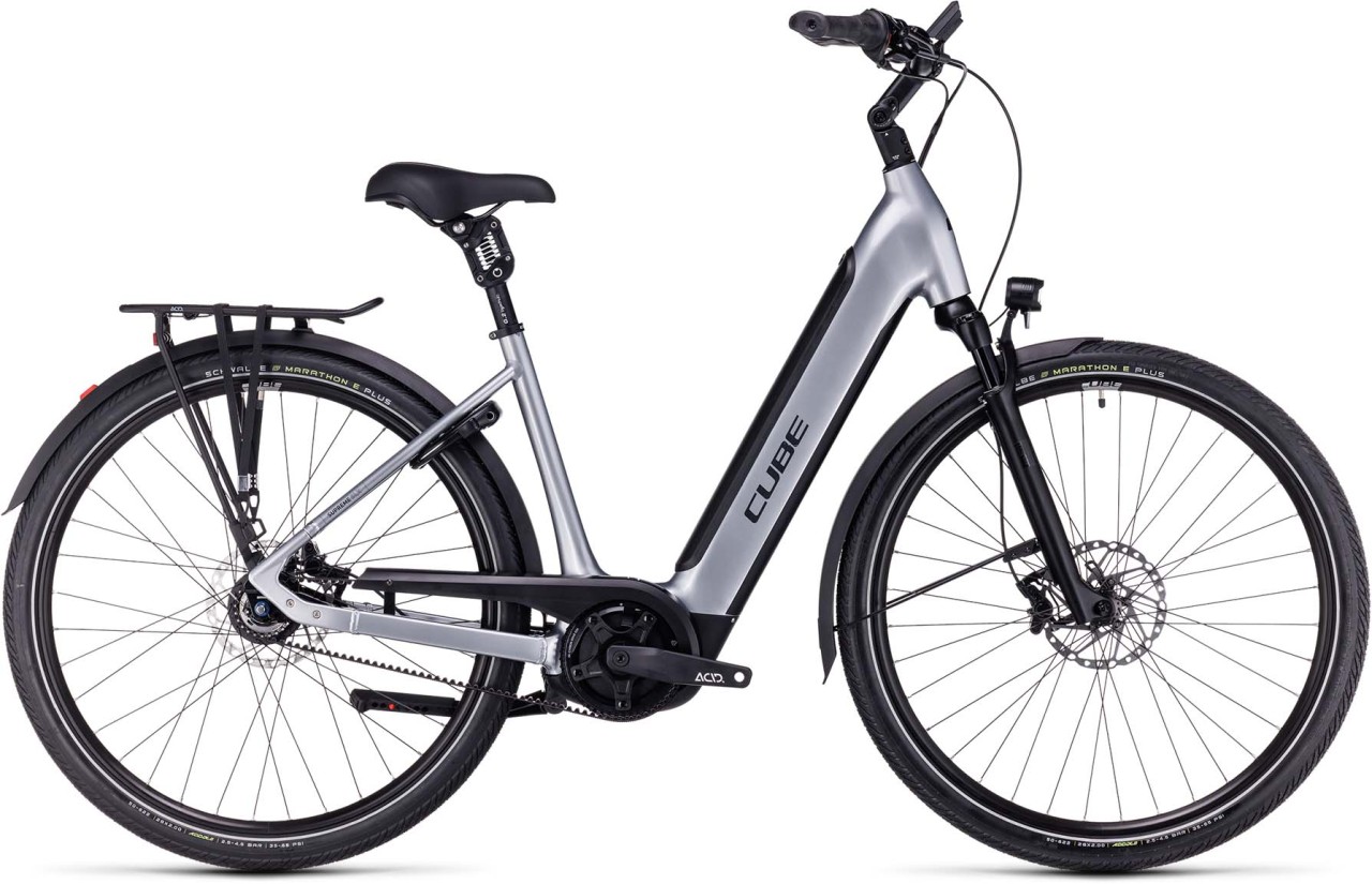 Cube Supreme Hybrid SLX 625 polarsilver n black 2023 - Sähköpyörä Trekking Pyörä Matala pääsy - Maalipinnan vaurioituminen